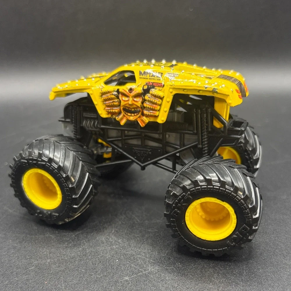 Monster Jam hot wheels